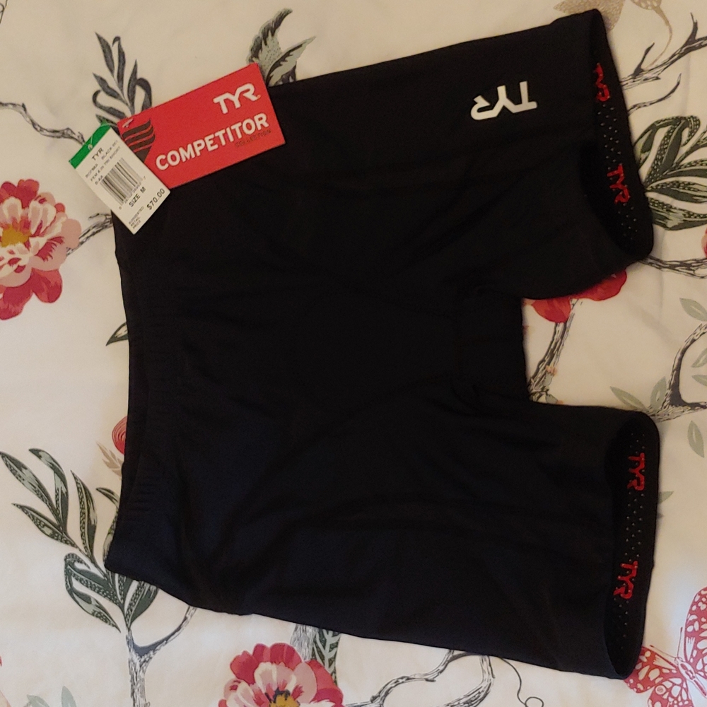 NWT Triathelon shorts